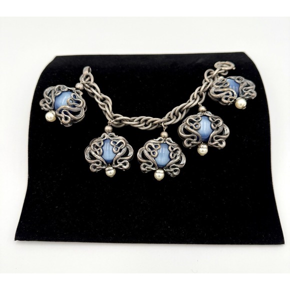 Napier Jewelry - Rare 40/50's NAPIER Bold Chain Bracelet with 5 Ornate Hanging Filigree Charms